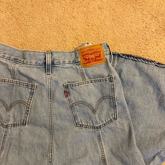 Levi's Classic Blue A-Line Denim Skirt - Picture 4 of 4